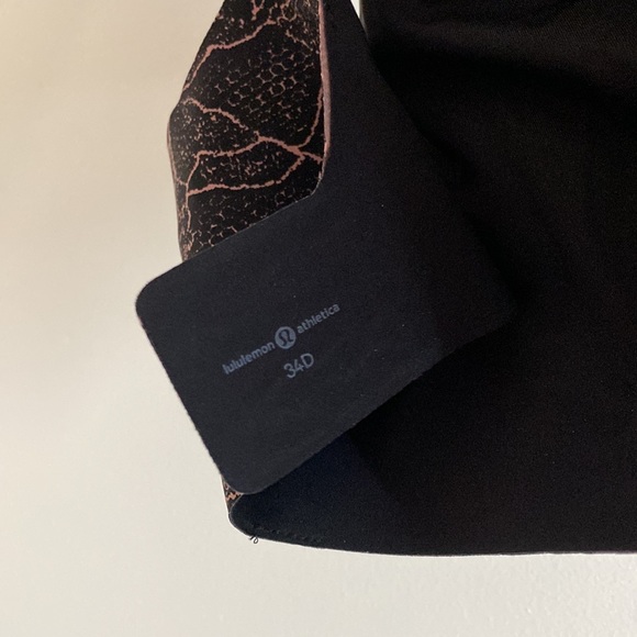 Lululemon sports bra - Picture 5 of 5